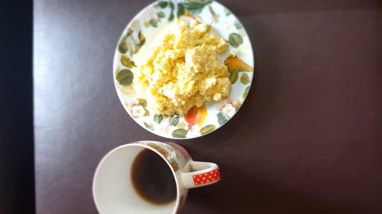 Creamy Scrambled eggs - EggNChicken4u
