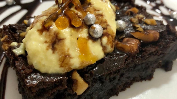 Gluten free Masoor dal brownie with masoor dal icecream - EggNChicken4u
